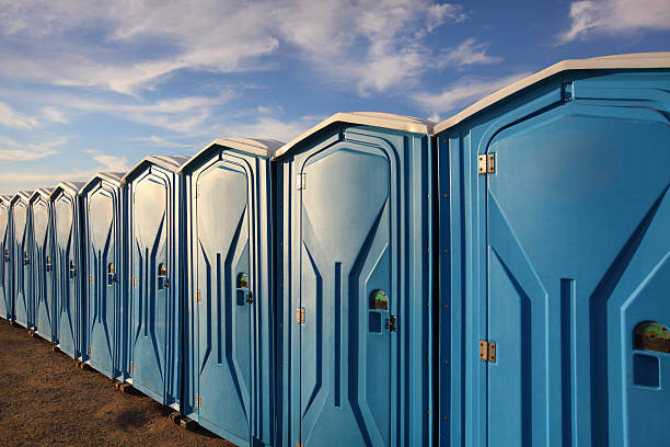 Best Deluxe Portable Toilet Rental  in Mountain Iron, MN